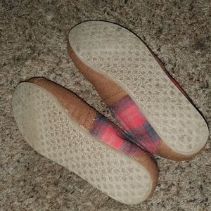 Womens toms